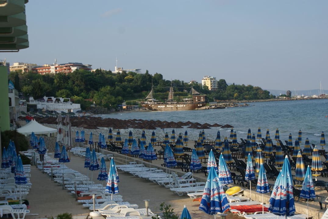 Widok na plażę Hotel Bilyana Beach