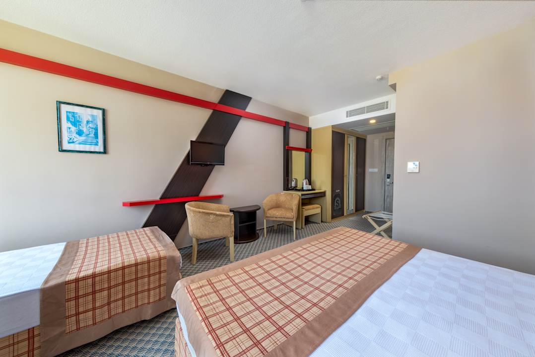 Zimmer Senza Sunset Beach Hotel