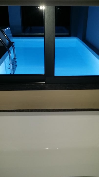 Blick auf den Zimmerpool Domes Aulus Elounda All-Inclusive Resort, Curio Collection by Hilton