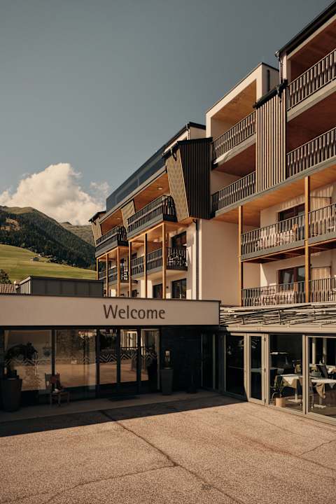 Außenansicht MONTARA | living mountain air