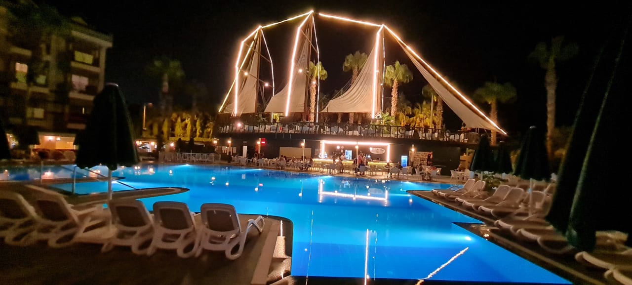 Pool Can Garden Resort