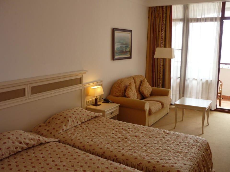 Standard Zimmer Helena Sands