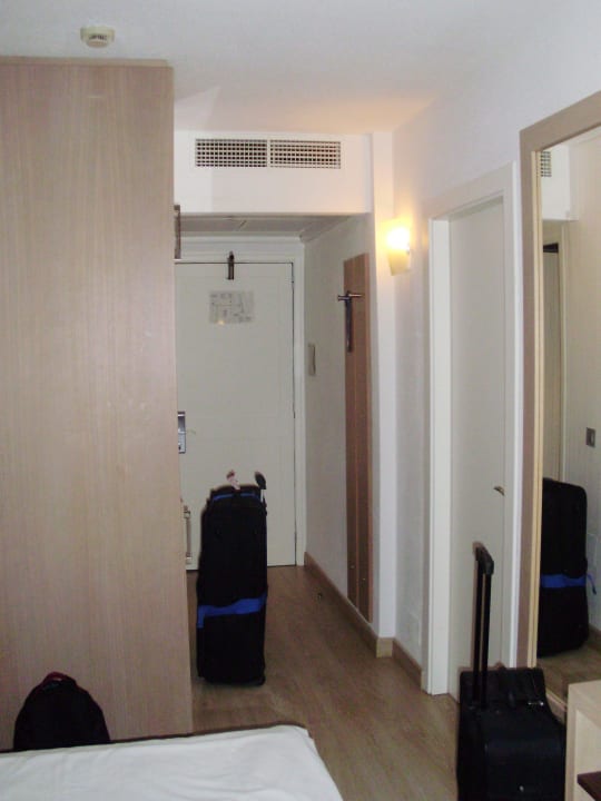 Mit Verbindungstür allsun Hotel Eden Alcudia