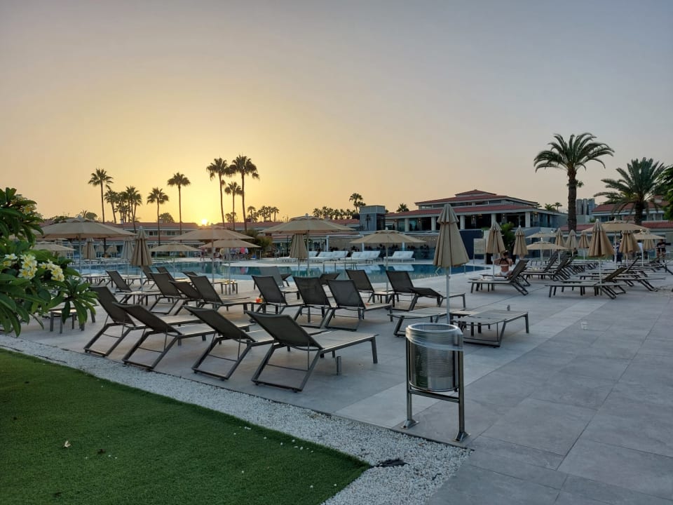 Pool Kumara Serenoa by Lopesan Hotels
