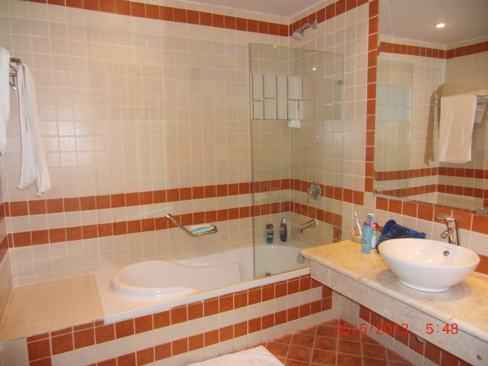 Das Badezimmer Laguna Beach Marsa Resort