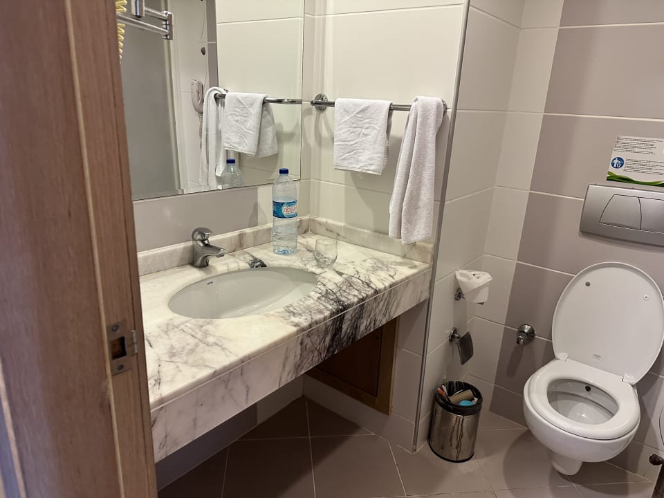 Zimmer Can Garden Resort