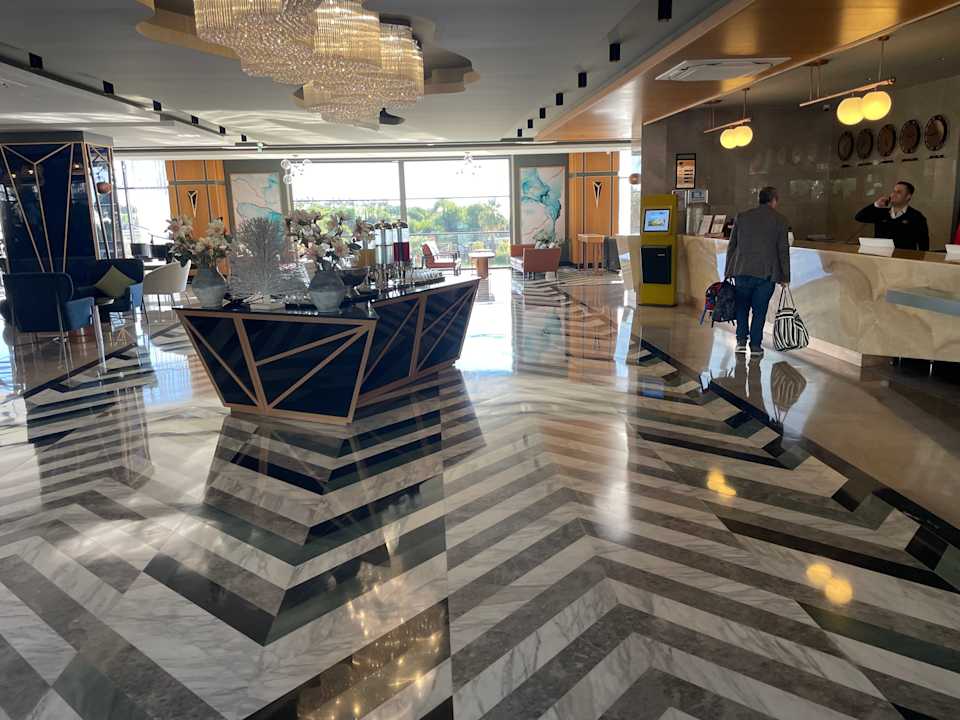 Lobby Diamond De Luxe Hotel & Spa