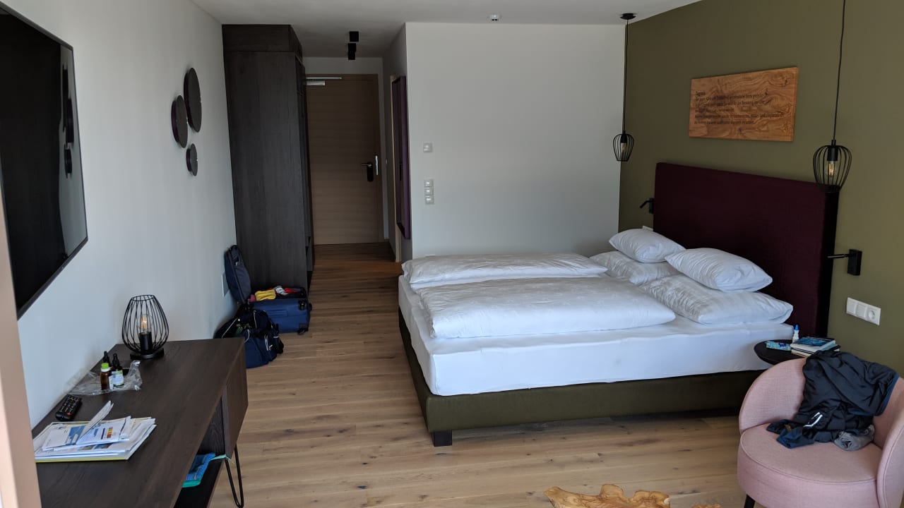 Zimmer Oliven- & Genusshotel Hirzer
