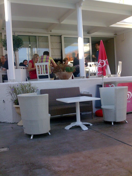 Frühstücks Terrasse oben, 5 Tische Nefeli Hotel Rethymno