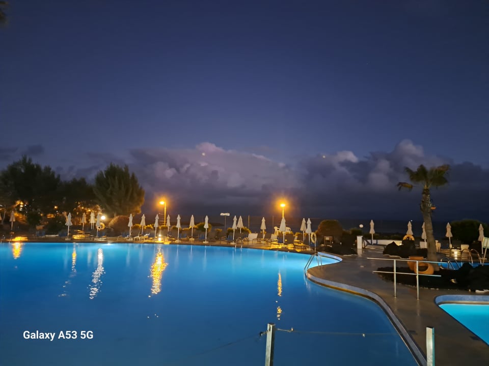 Pool Hotel Grand Teguise Playa