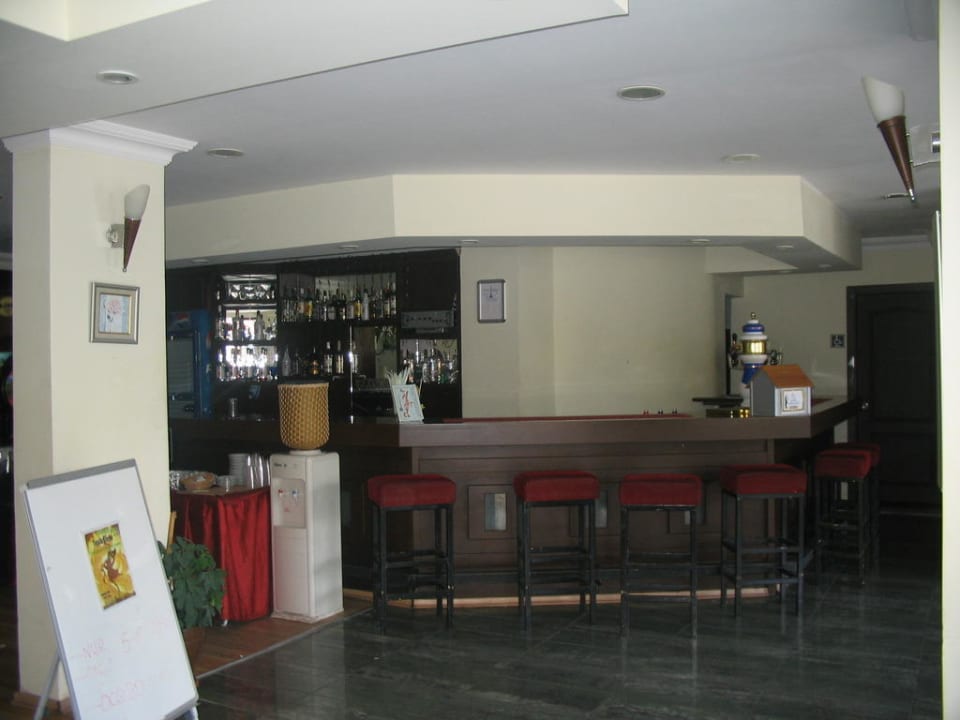 Bar Hotel Aslan City Kleopatra