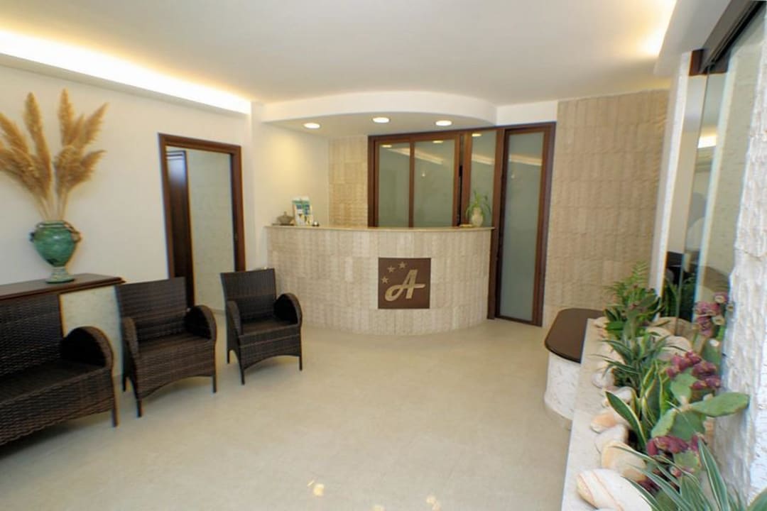 Reception Hotel Arenile