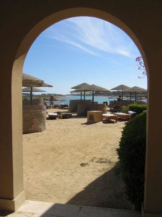 Blick auf das Badeplaetau am Hotel Hotel Three Corners Ocean View prestige - Adults only