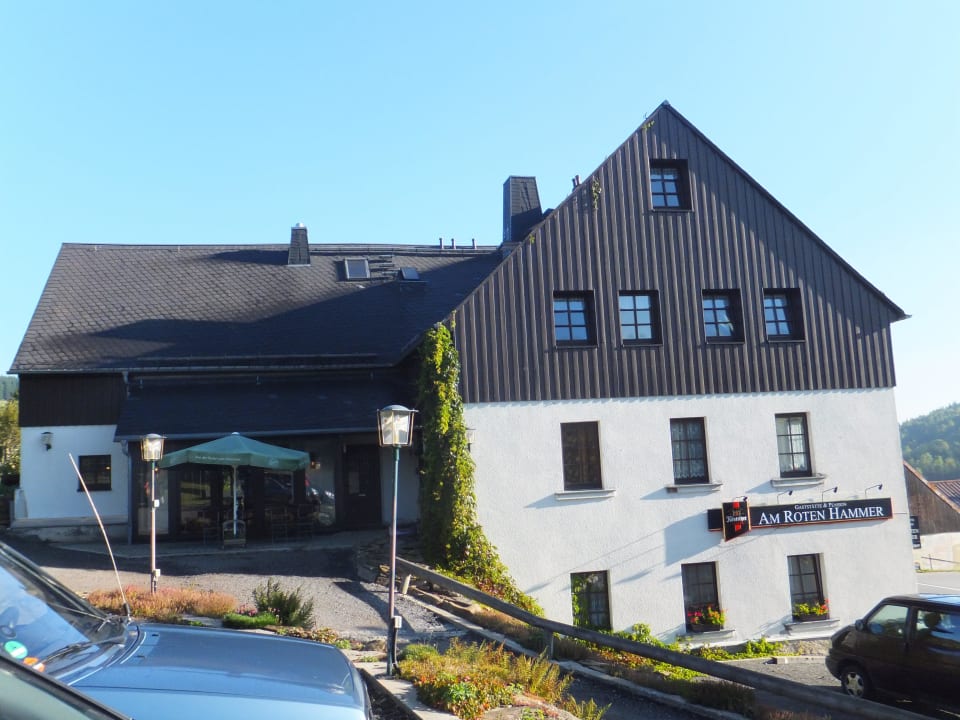 Blick vom Parkplatz Hotel Am Roten Hammer