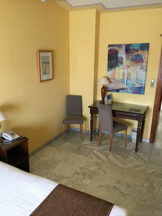 Zimmer Hotel Ad Hoc Parque