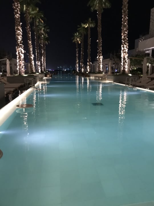 Pool FIVE Palm Jumeirah Dubai