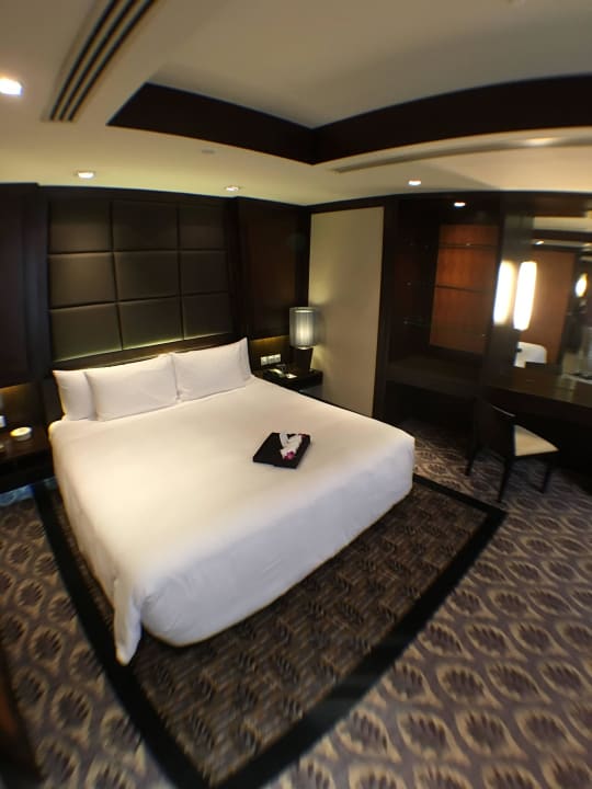 Two-Bedroom Suite Hotel Banyan Tree Bangkok