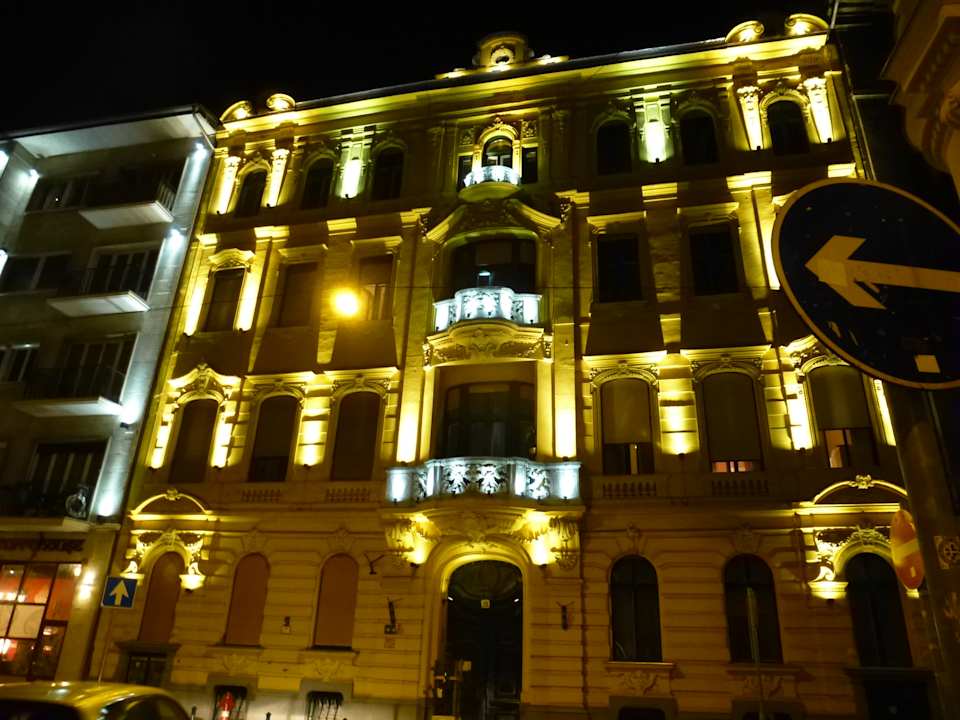 Lobby Pension Budapest Rooms