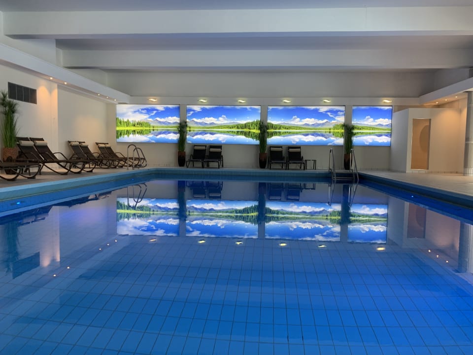 Pool Hotel Sonnenhof