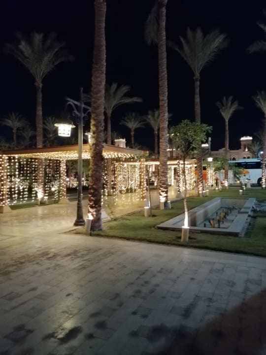 Außenansicht The Grand Hotel Hurghada