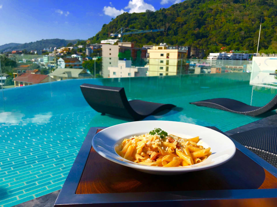 Essen Journey Hub Hotel Phuket