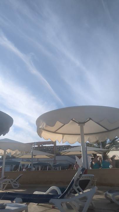 Pool Aladdin Beach Resort