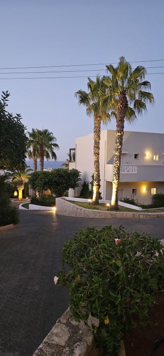Gartenanlage Grand Hotel Holiday Resort