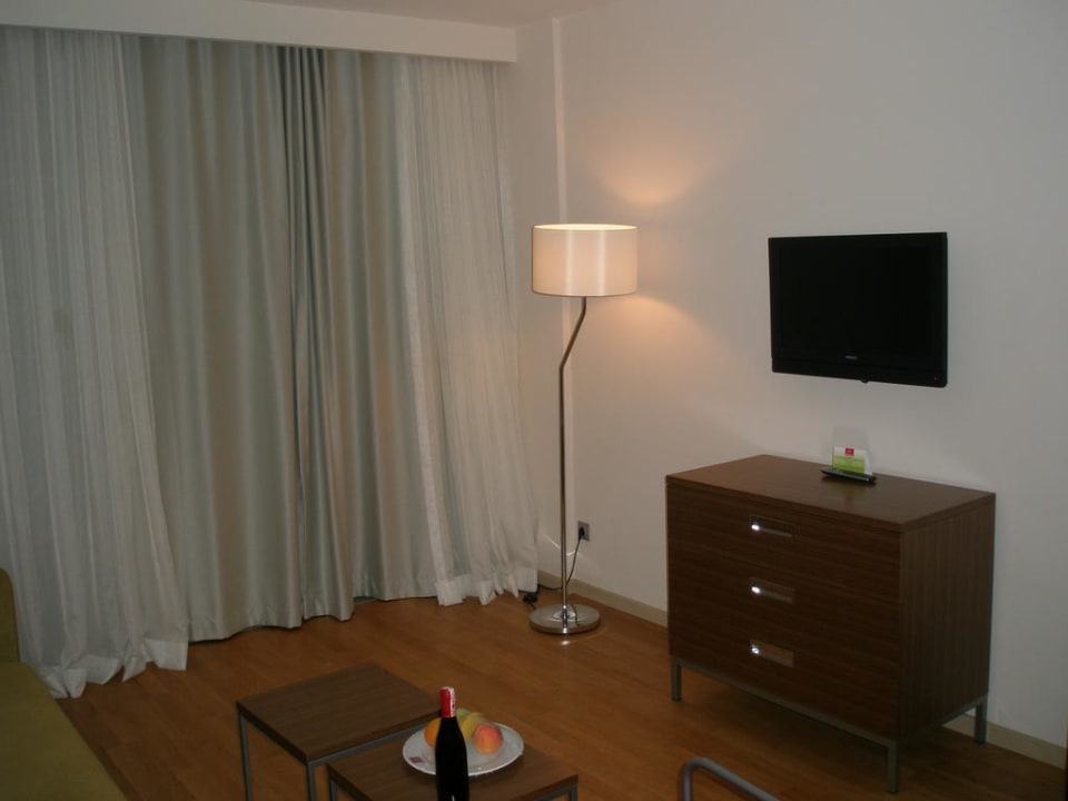 Wohnbereich Zimmer 2114 Arum Barut Collection