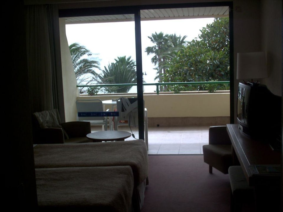 Zimmer mit Blick Richtung Balkon Dreams Lanzarote Playa Dorada Resort & Spa