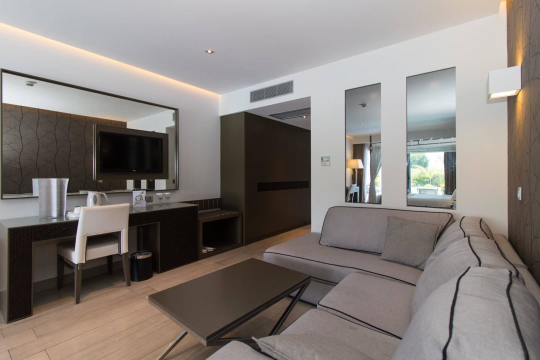 Superior Junior Suite private Pool Nr. 9002 Princess Andriana Resort & Spa