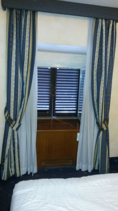 Fenster - konnte nicht geöffnet werden Hotel Nuovo Quattro Fontane