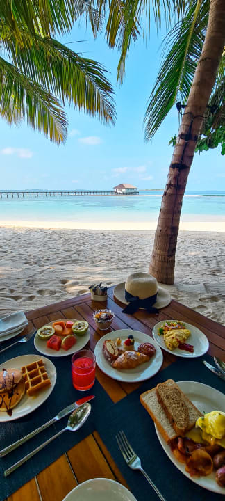 Strand Kuredhivaru Resort and Spa, Maldives