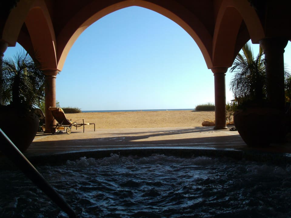 Whirlpool im Wellnessbereich Hotel Riu Touareg