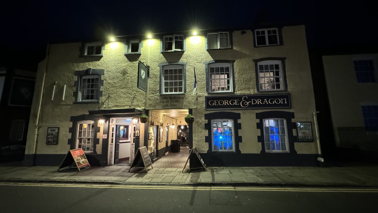 Lobby George & Dragon, Conwy