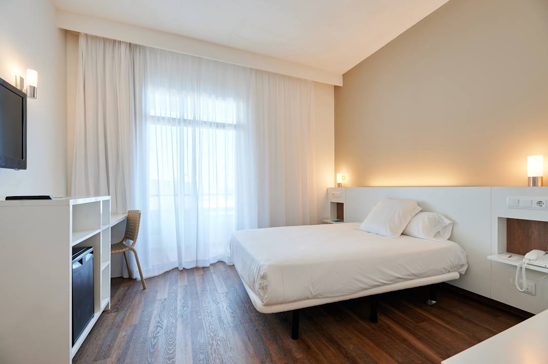 Zimmer Alua Calas de Mallorca Resort