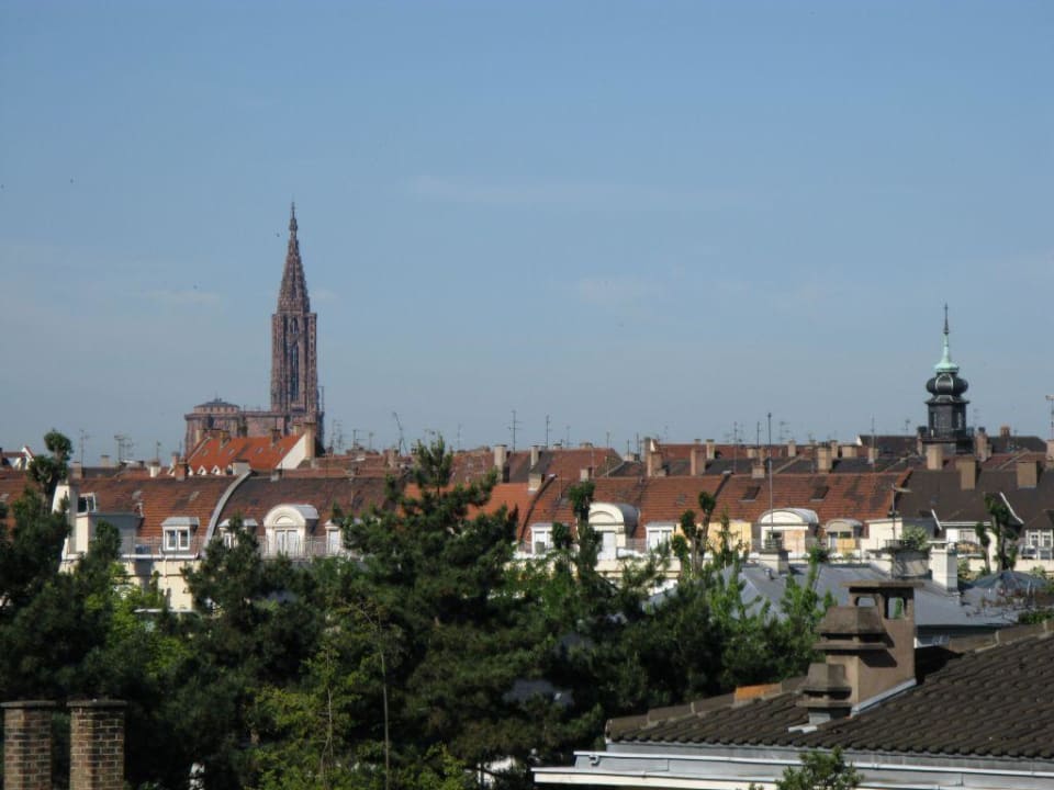 Ausblick aus dem Zimmer Richtung Münster Hotel Le Jean-Sébastien Bach Strasbourg