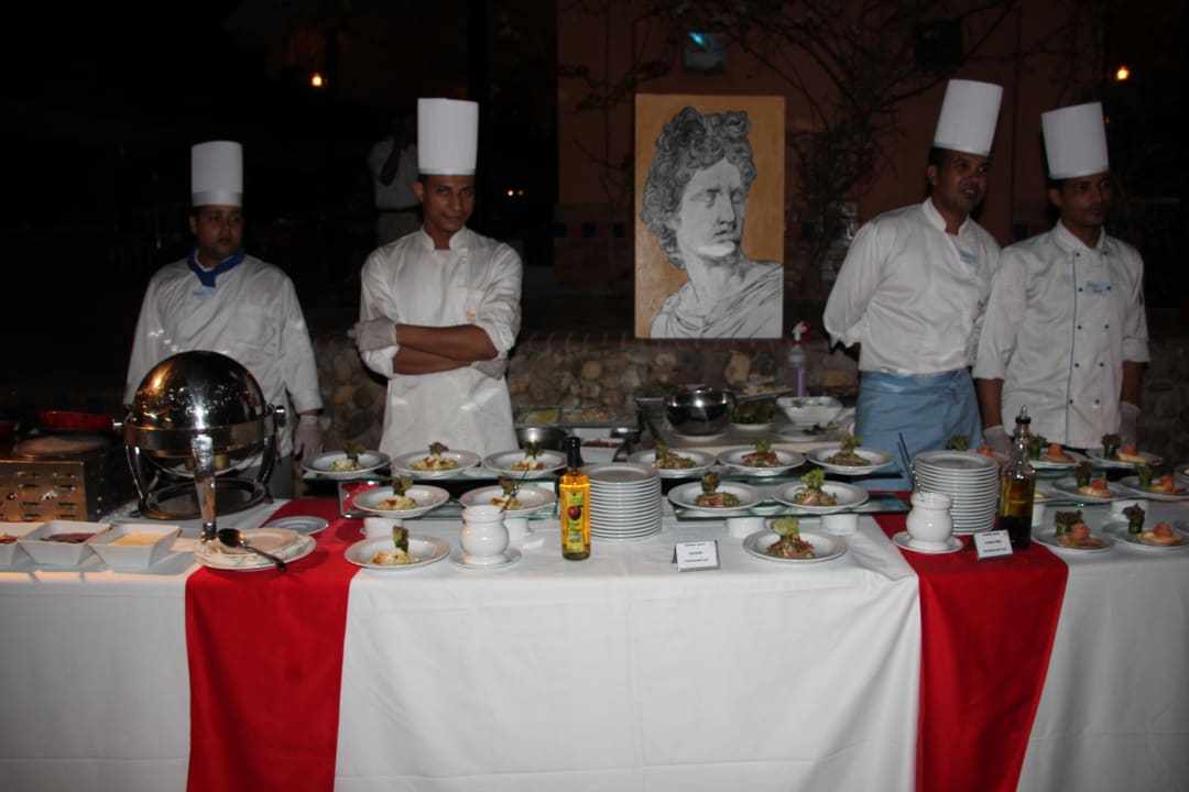 Büffet am Pool Jaz Makadi Oasis Resort