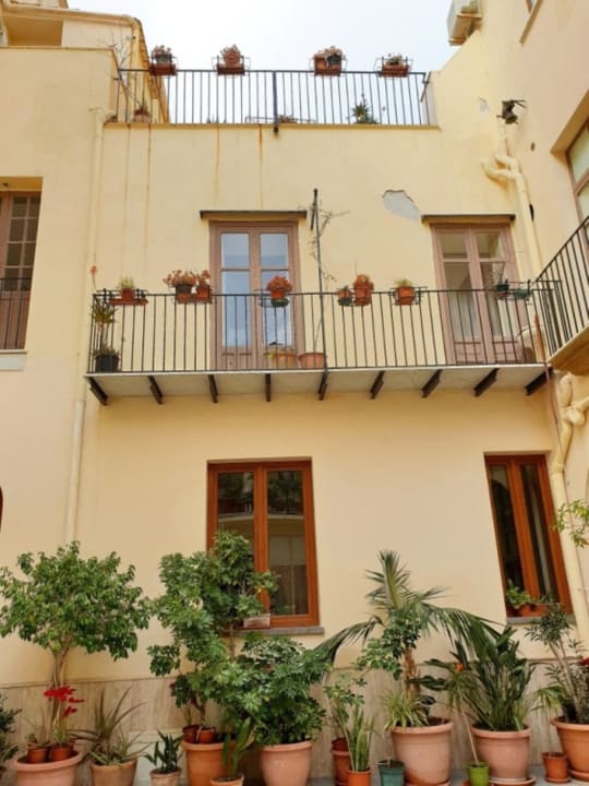 Außenansicht Collegio di Maria | Convento Cefalù B&B