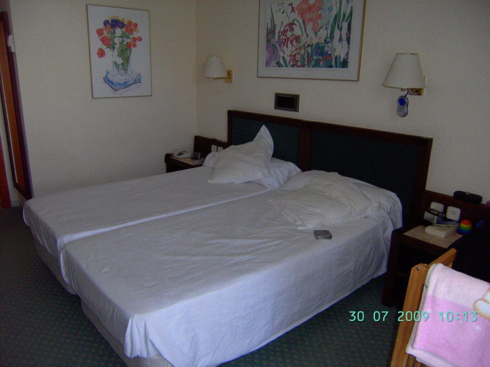 Frisch gemachte Betten Playa Esperanza Resort