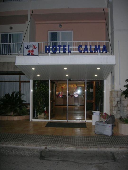 Eingang vom Hotel Calma Hotel Ilusion Calma &  SPA
