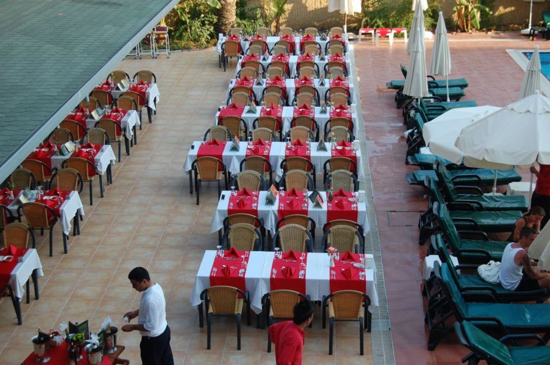 Blick auf das A la Cart Restaurant Hane Family Resort