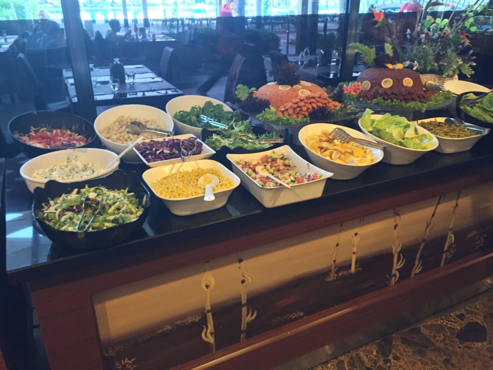 Buffet Venosa Beach Resort & Spa