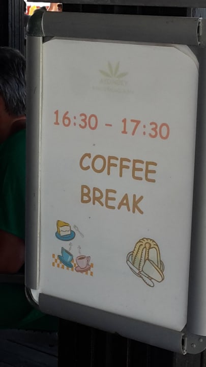 Kaffeepause an der Strandbar Aydinbey Kings Palace & Spa