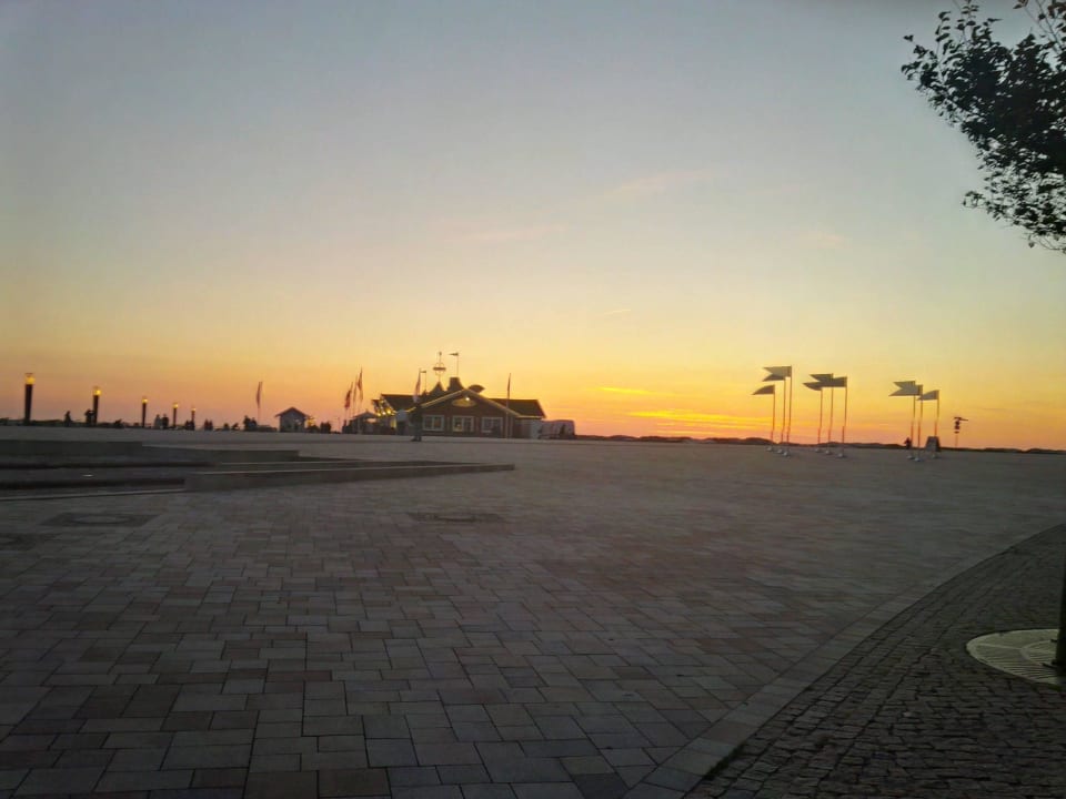 Nach Sonnenuntergang ambassador hotel & spa