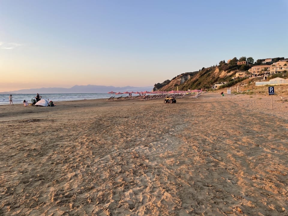 Strand Athina Agios Stefanos