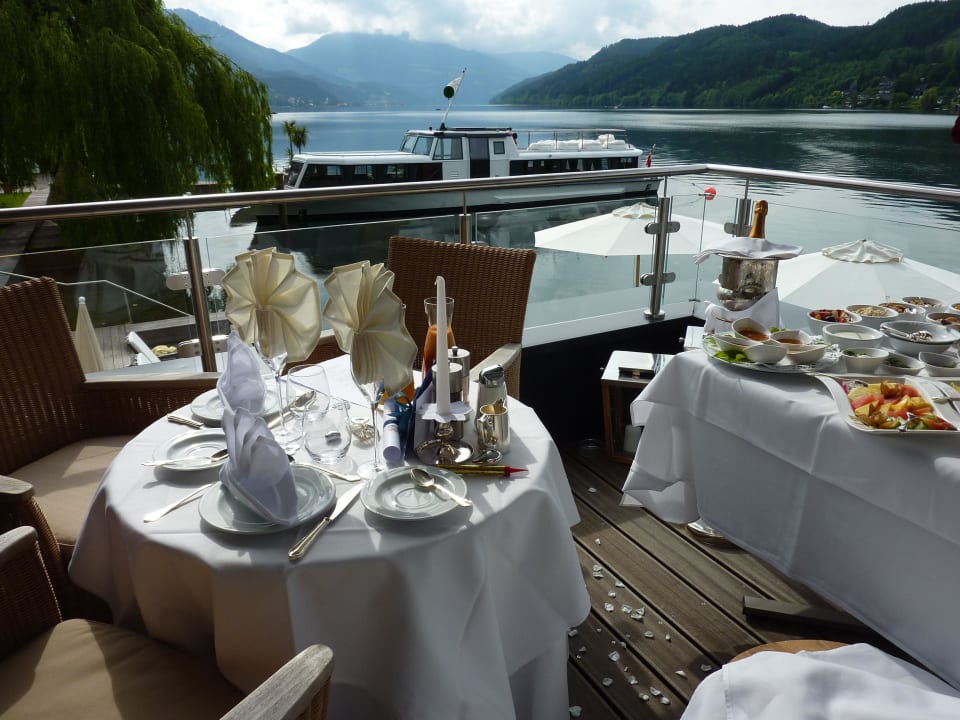 Frühstück auf der Zimmerterrasse KOLLERs Hotel