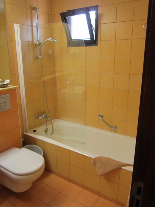 Bad Zimmer 139 SBH Hotel Taro Beach