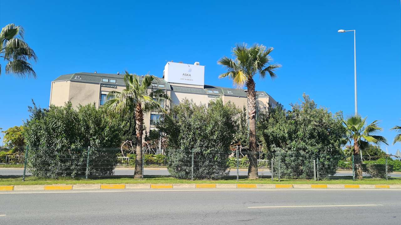 Außenansicht Aska Hotel Just in Beach