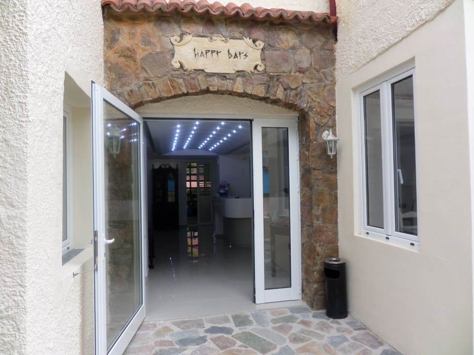 Hier sind wir angekommen HARPIN Happy Days Beach Hotel