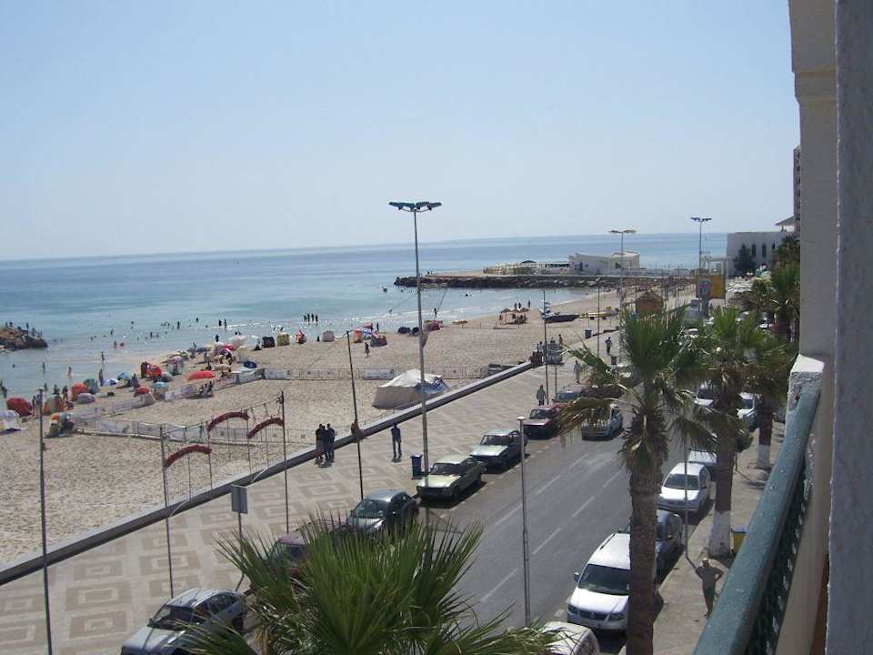 Widok z balkonu Hotel Nour Justinia